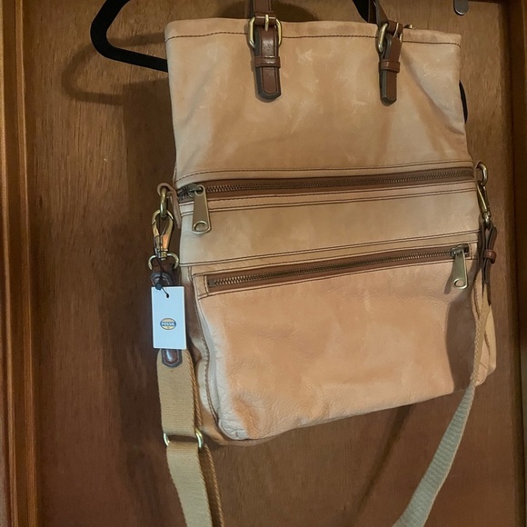 Fossil Leather Messenger Tote Crossbody NWT - Picture 7 of 15